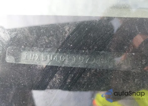 2009 Toyota Corolla Le from USA, damaged, VIN 1NXBU40E19Z164570